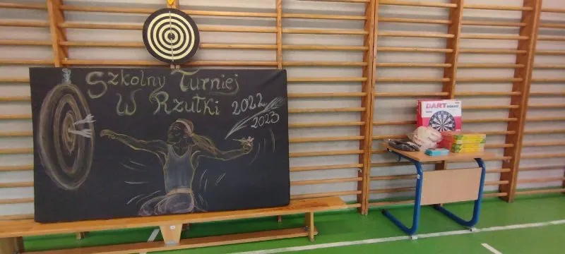Szkolny turniej w rzutki