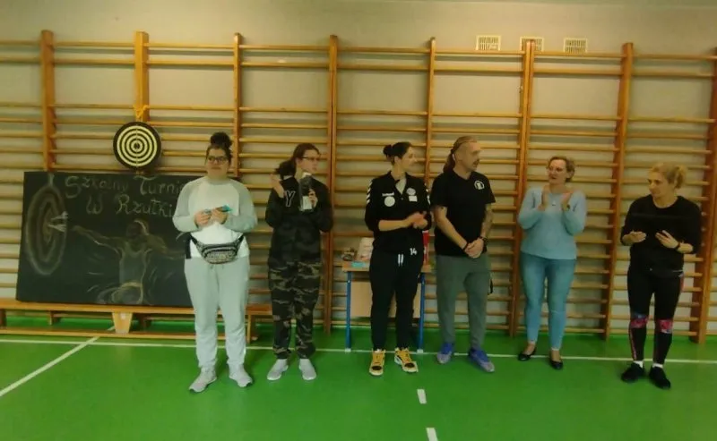 Szkolny turniej w rzutki