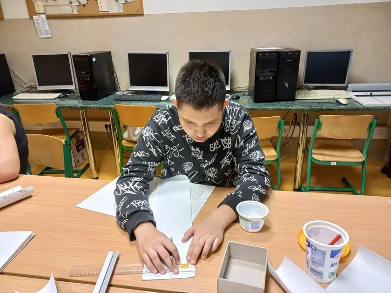 ZAJĘCIA W PRACOWNI INTROLIGATORSKIEJ– praktyki klasy 1i