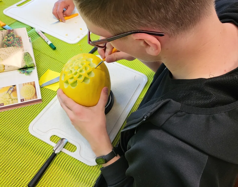 Kurs Carvingunu z Dominiką Sadowską