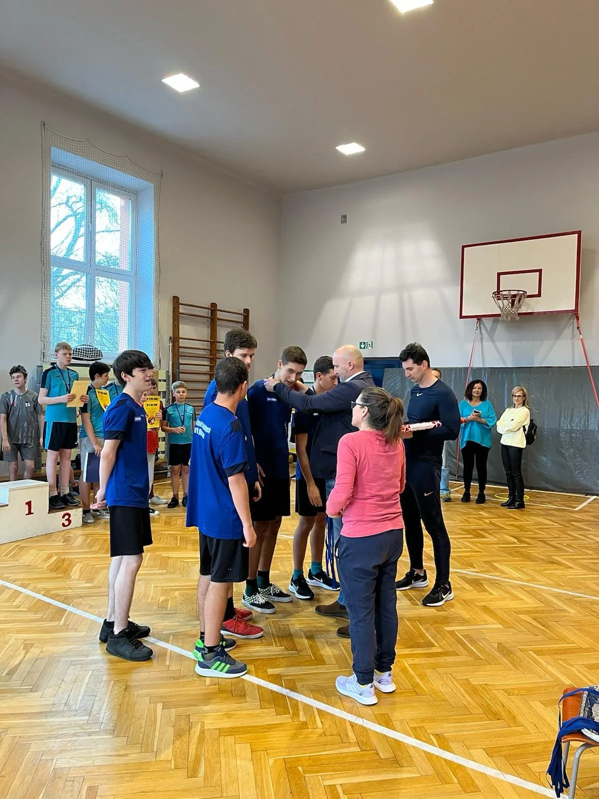 Międzyszkolne Zawody Sportowe w "Karolkę"