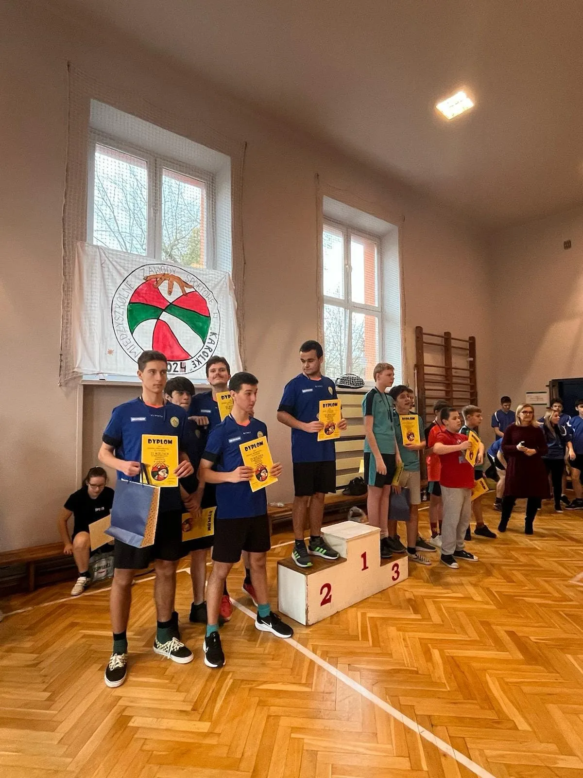 Międzyszkolne Zawody Sportowe w "Karolkę"