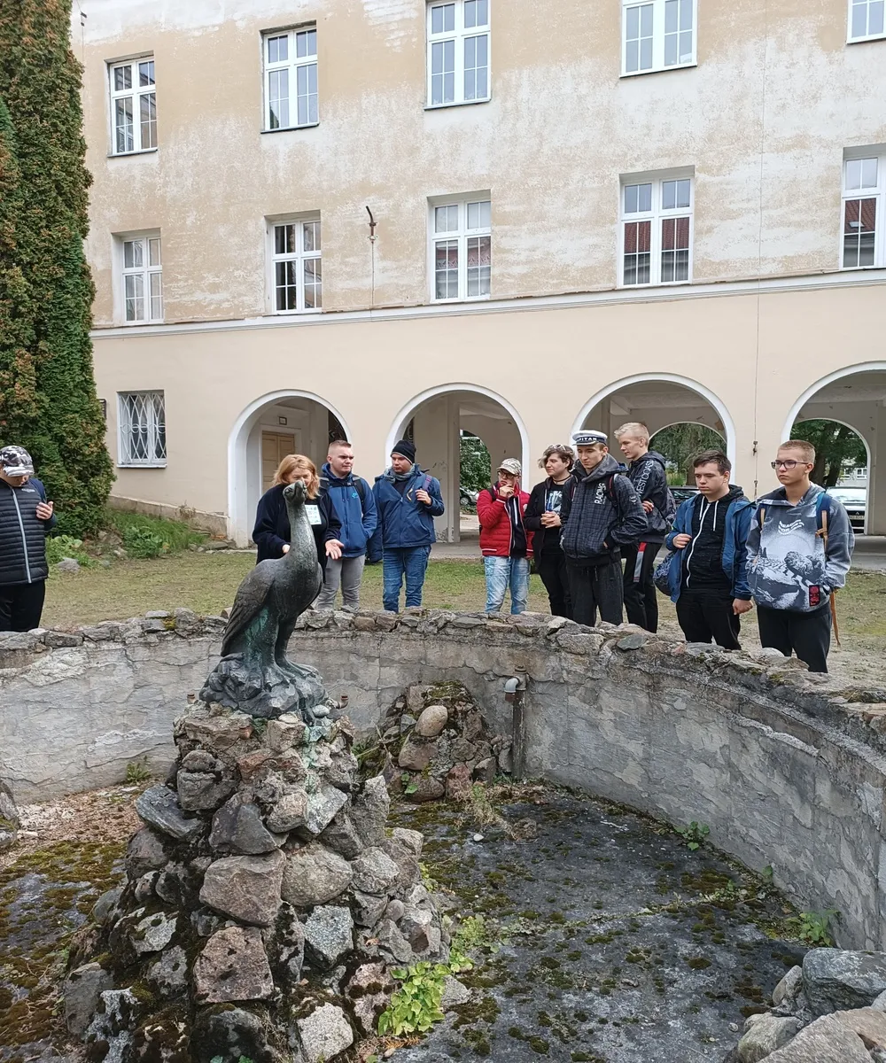 Klasy 1o i 3w na wycieczce do OLSZYNA