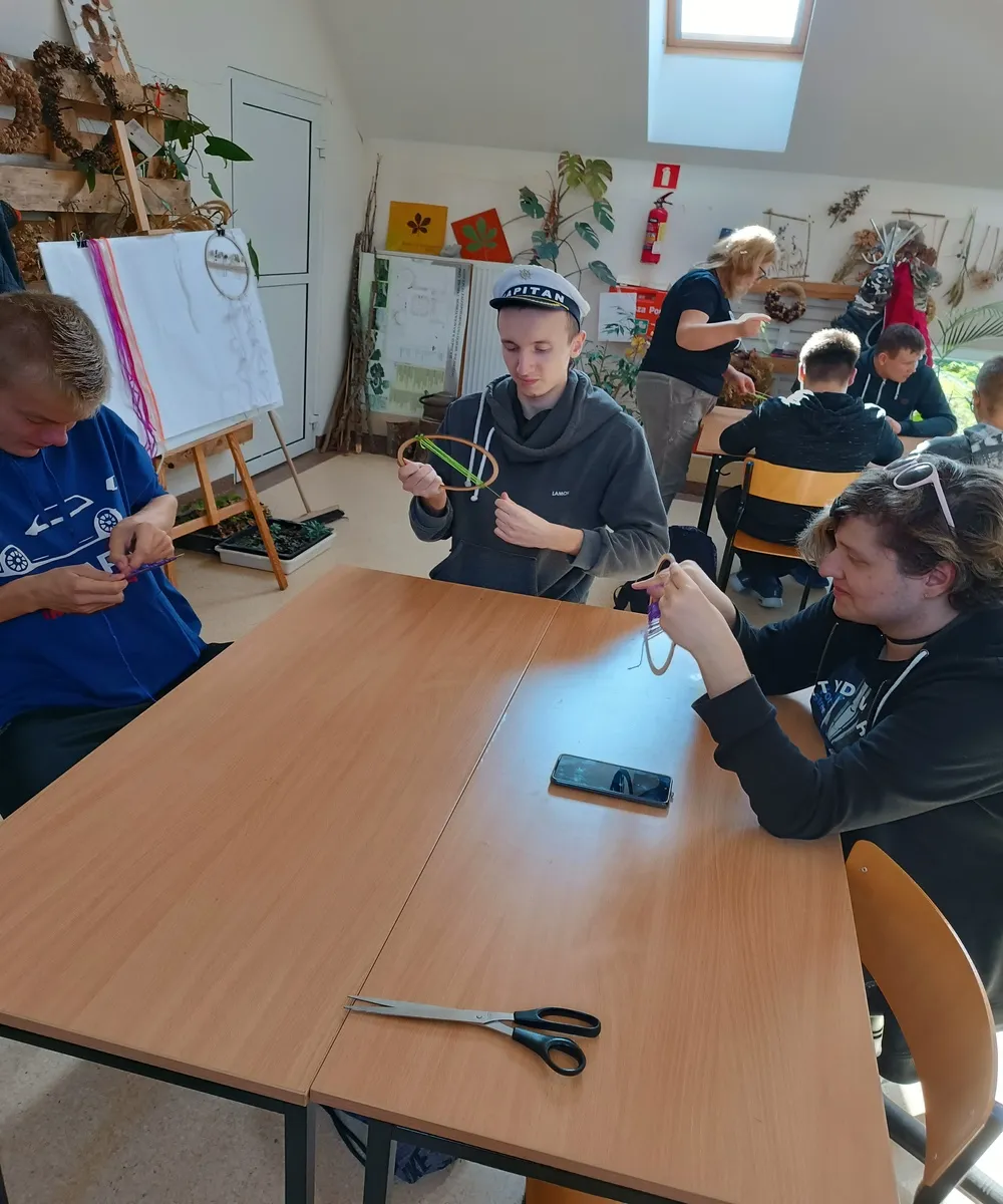 Klasy 1o i 3w na wycieczce do OLSZYNA
