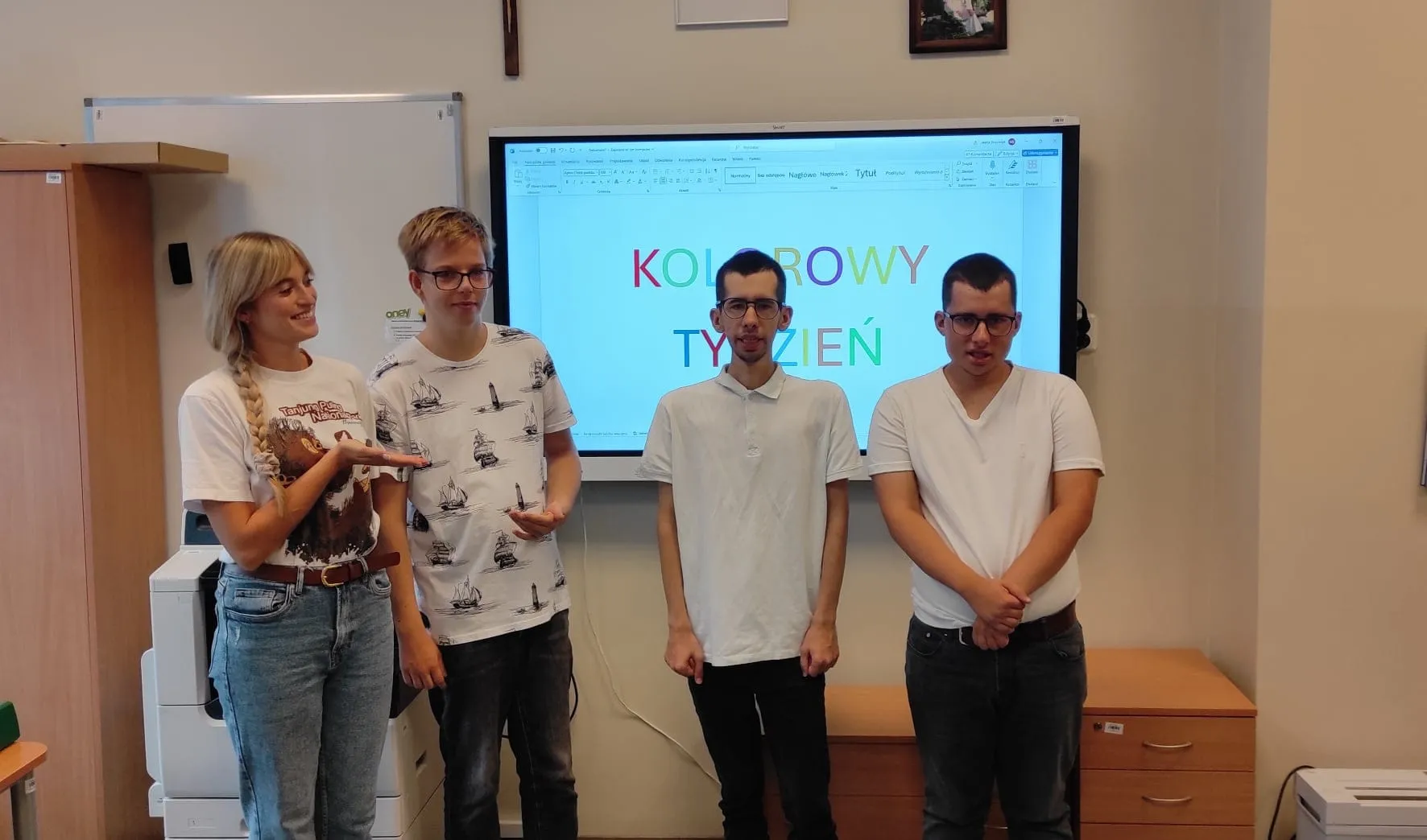 Integracyjny Kolorowy Tydzień - biały