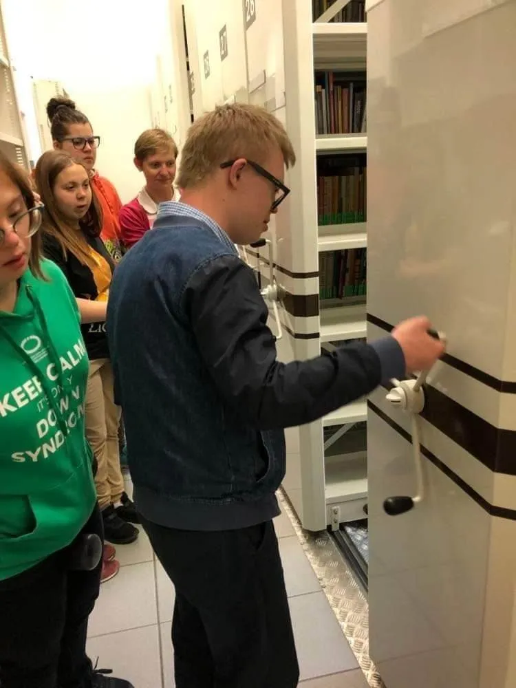 Praktyki wspomagane w bibliotece