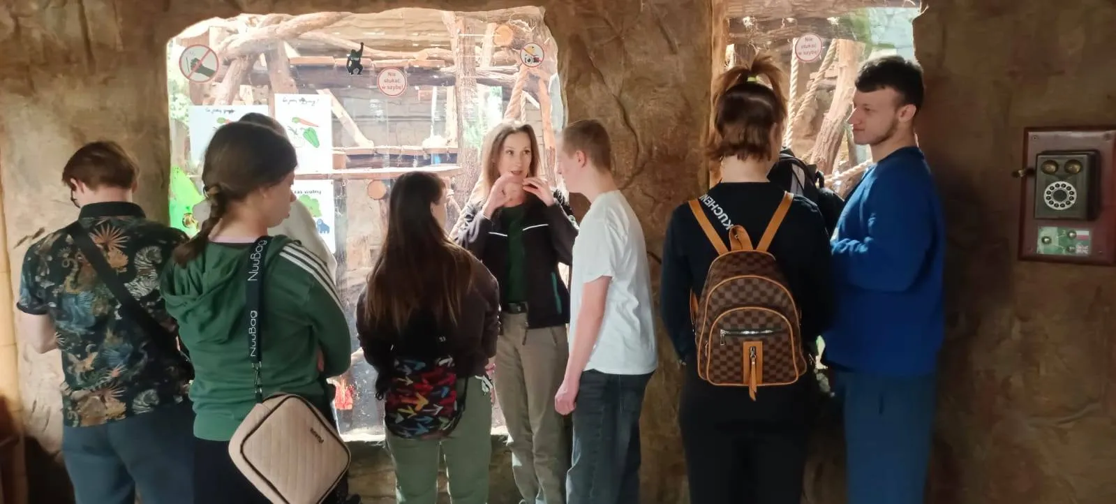 zoo